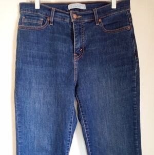 Levis 512 straight leg slimming jeans with stud detail